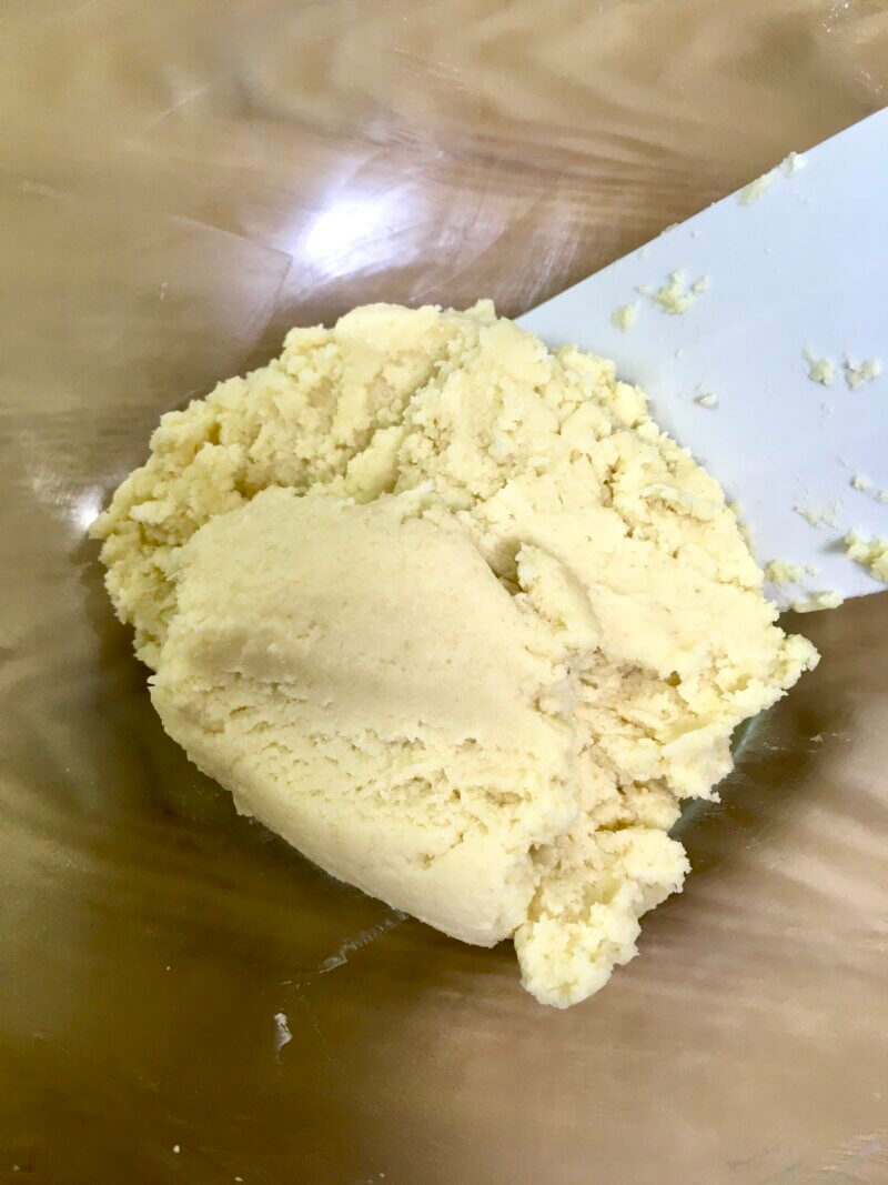 粉類を混ぜ終え、クッキー生地が出来たところ