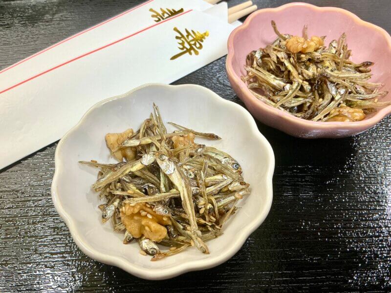 水を配合してくっつかないように作った田作り