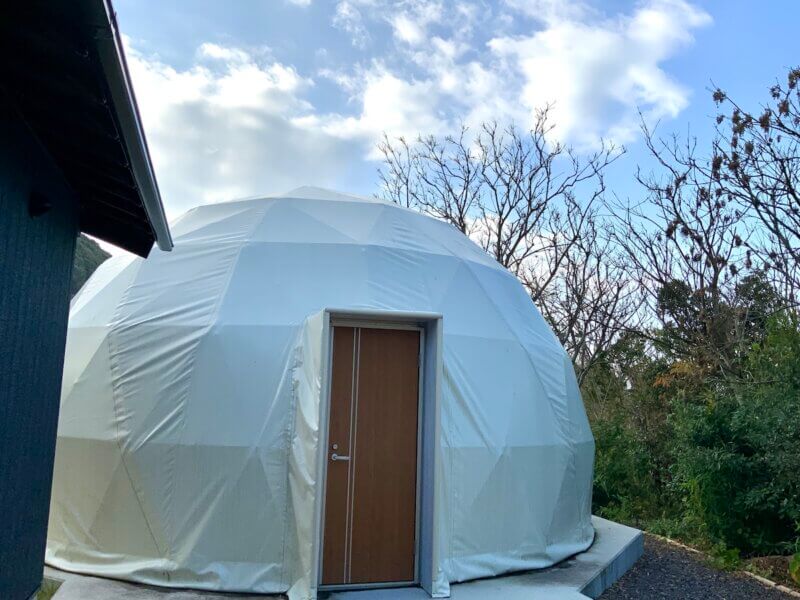 ドームテントの外観