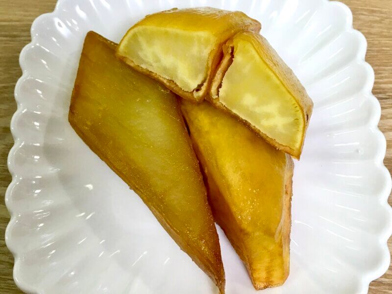 あべのポテトをお皿に盛り付けた様子