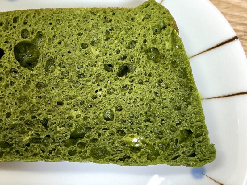 粉っぽさが残った抹茶蒸しパン