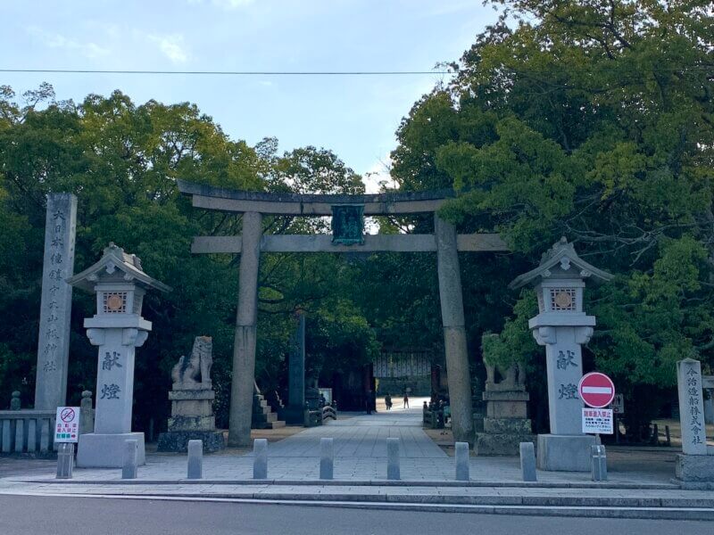 大三島・大山祇神社の入り口前にある鳥居